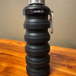 Janeju Black Collapsible Water Bottle